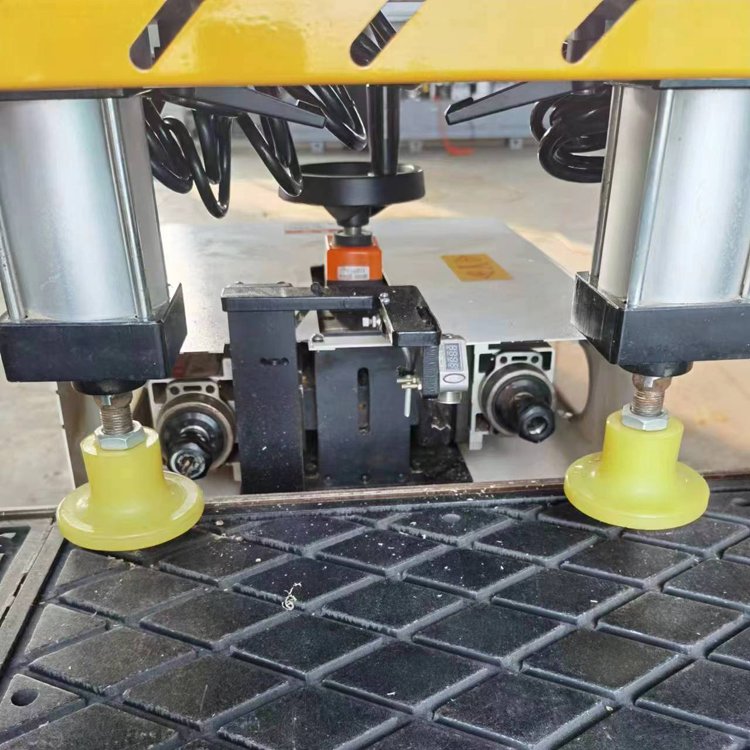 新舊 貝亞特 木工激光側(cè)孔機(jī) 柜體設(shè)備生產(chǎn)線(xiàn) 一體化打孔機(jī) - 愛(ài)企查