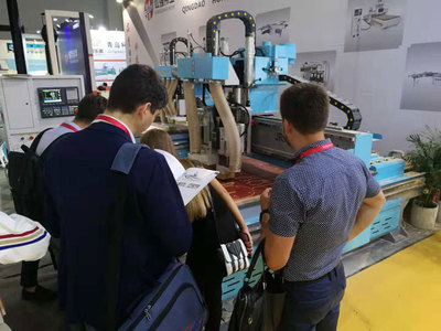 2018年越南木工機械展會 紅強激光側孔機參展精彩回顧