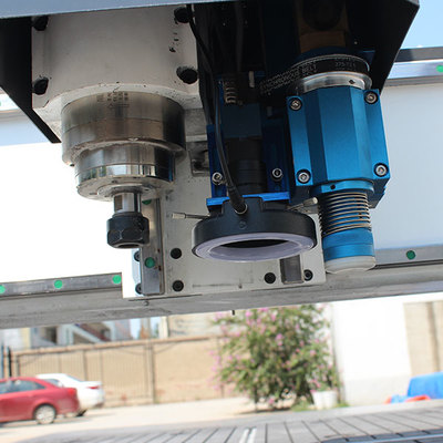 卡紙振動刀巡邊雕刻一體機價格與激光側孔機推薦